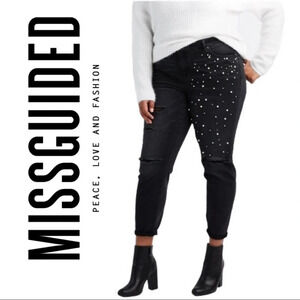 🛍️3/$40 Misguided  Distressed Black Denim Jeans Pearls Accents Size 8